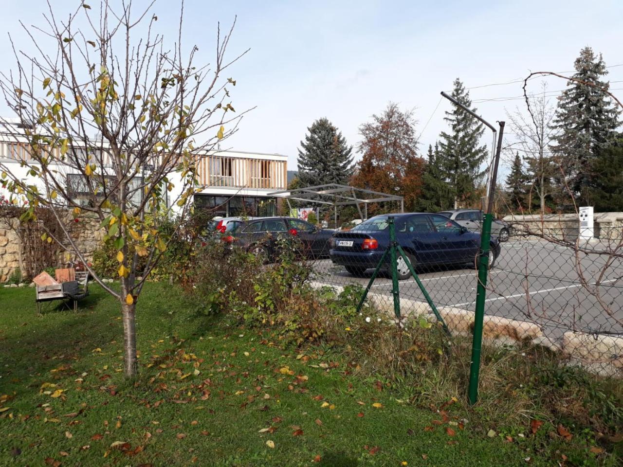 Hubertushof Fromwald Hotel Und Gasthof Bad Fischau Εξωτερικό φωτογραφία